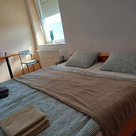 Sobe Zoka Apartment Subotica Exterior photo